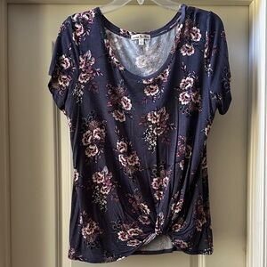 Nine Britton Floral Short Sleeve Top - Navy and Pink